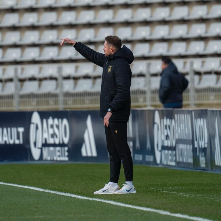 Instagram post from nico_chabot. This post is in position 11.