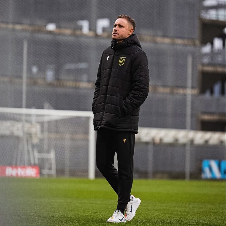 Instagram post from nico_chabot. This post is in position 12.